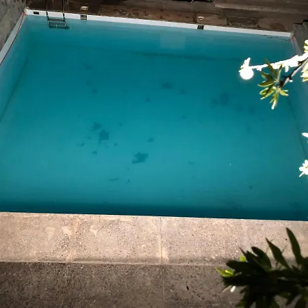El Tossalet, Gran Piscina Junto Al Pueblo